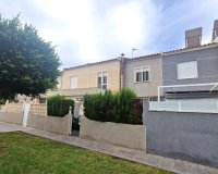 Herverkoop - Townhouse / Duplex / Corner - Torrevieia - Aguas Nuevas
