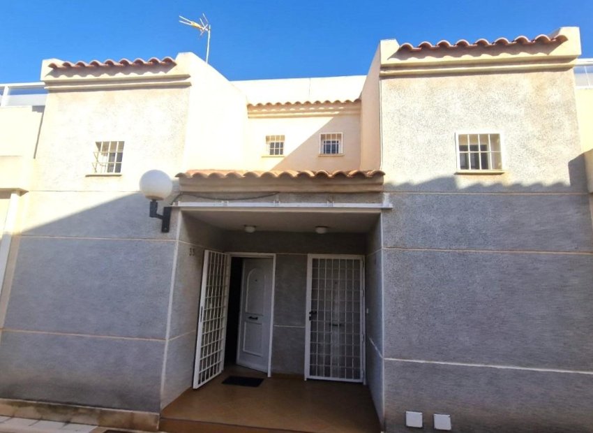 Herverkoop - Townhouse / Duplex / Corner - Torrevieia - Aguas Nuevas