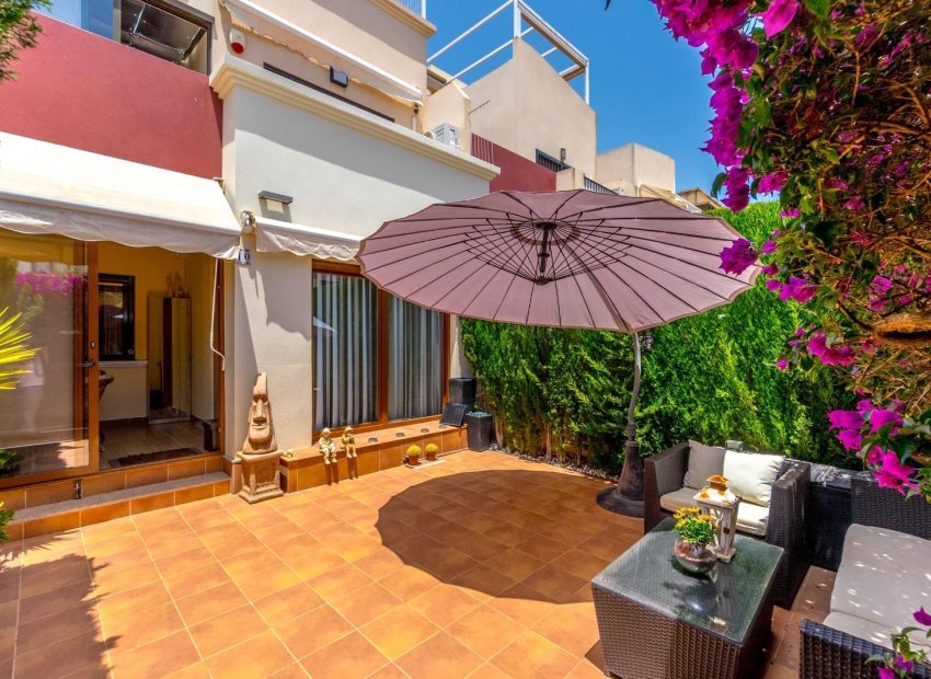 Herverkoop - Townhouse / Duplex / Corner - Torrevieia - Aguas Nuevas