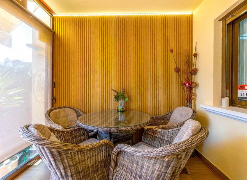 Herverkoop - Townhouse / Duplex / Corner - Torrevieia - Aguas Nuevas