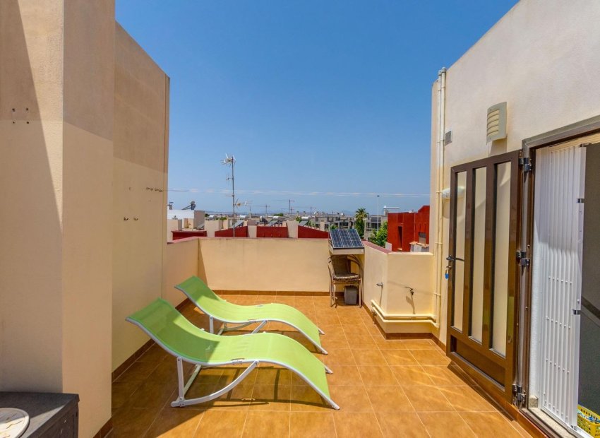 Herverkoop - Townhouse / Duplex / Corner - Torrevieia - Aguas Nuevas