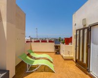 Herverkoop - Townhouse / Duplex / Corner - Torrevieia - Aguas Nuevas