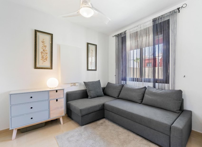 Herverkoop - Townhouse / Duplex / Corner - Torrevieia - Aguas Nuevas