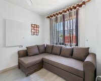 Herverkoop - Townhouse / Duplex / Corner - Torrevieia - Aguas Nuevas