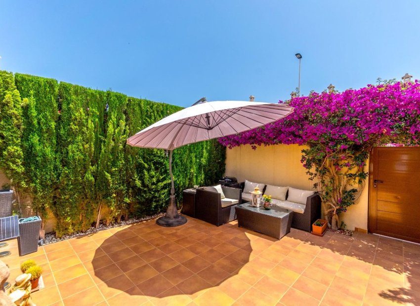 Herverkoop - Townhouse / Duplex / Corner - Torrevieia - Aguas Nuevas