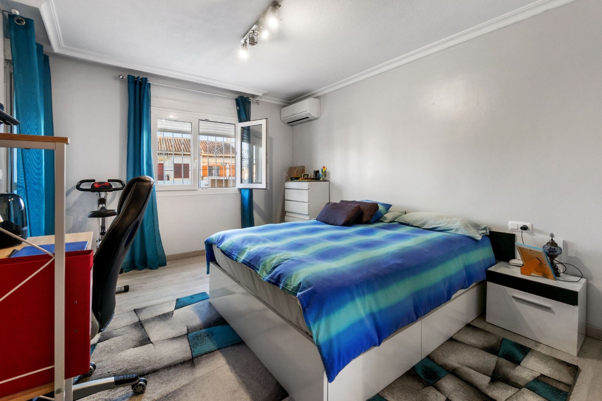 Herverkoop - Townhouse / Duplex / Corner - Torrevieia - Aguas Nuevas