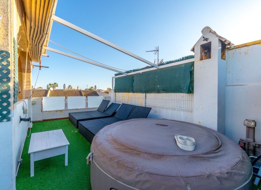 Herverkoop - Townhouse / Duplex / Corner - Torrevieia - Aguas Nuevas