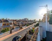 Herverkoop - Townhouse / Duplex / Corner - Torrevieia - Aguas Nuevas