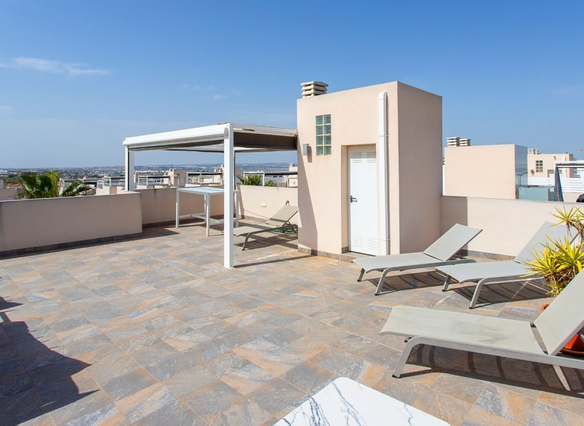 Herverkoop - Townhouse / Duplex / Corner - Torrevieia - Aguas Nuevas
