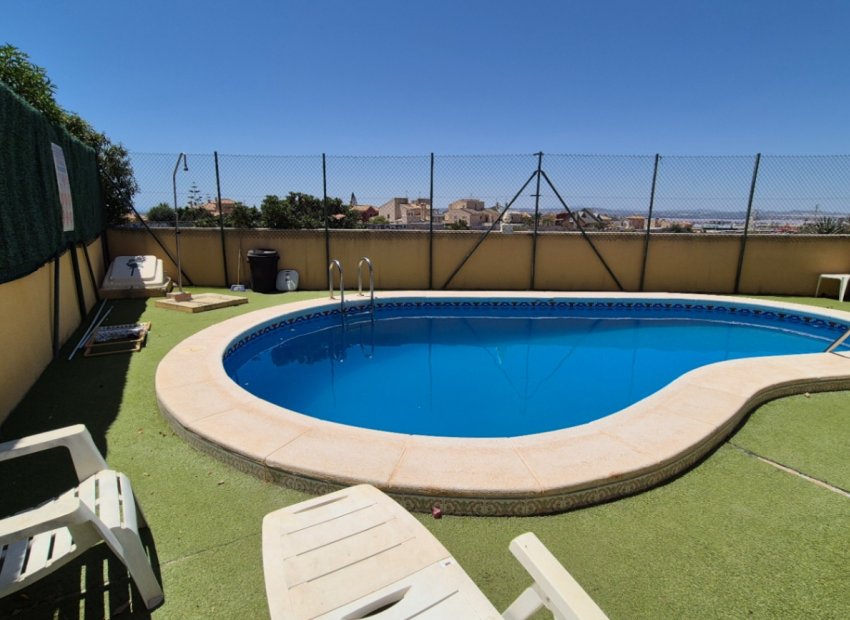 Herverkoop - Townhouse / Duplex / Corner - Torrevieia - Costa Blanca