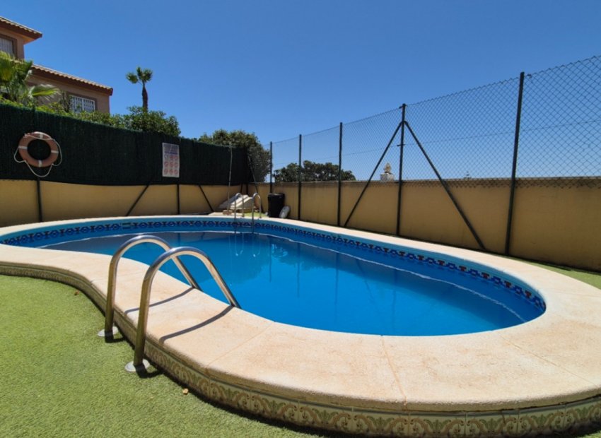 Herverkoop - Townhouse / Duplex / Corner - Torrevieia - Costa Blanca