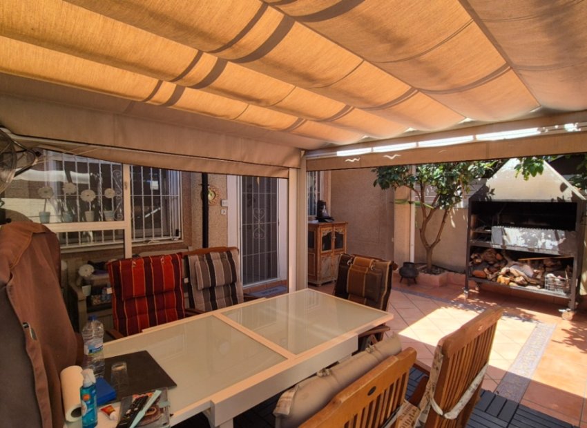 Herverkoop - Townhouse / Duplex / Corner - Torrevieia - Costa Blanca