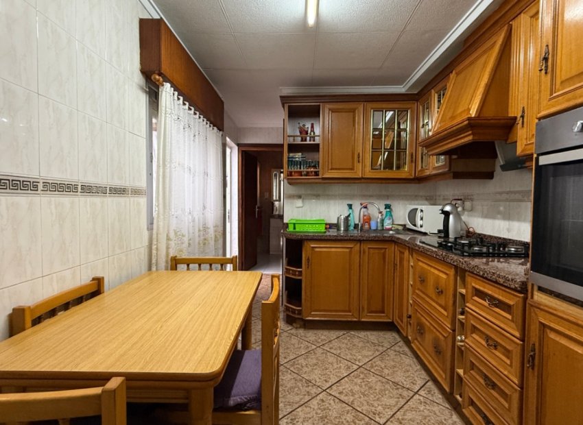 Herverkoop - Townhouse / Duplex / Corner - Torrevieia - Costa Blanca