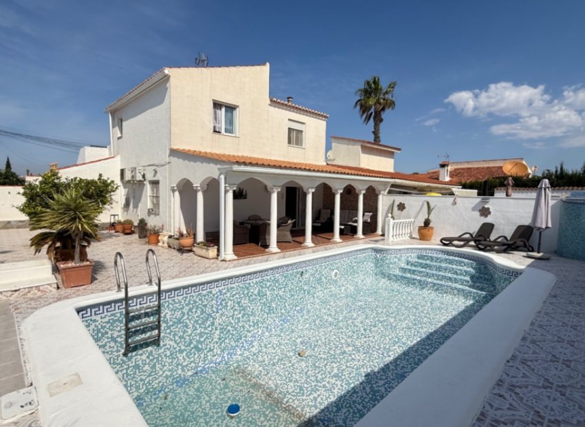 Herverkoop - Townhouse / Duplex / Corner - Torrevieia - Costa Blanca