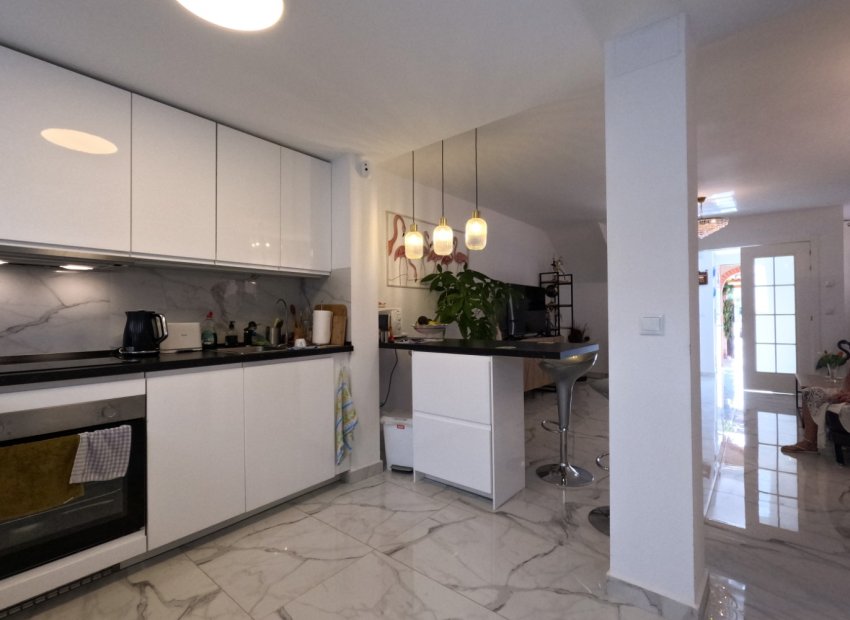 Herverkoop - Townhouse / Duplex / Corner - Torrevieia - El Acequión - Los Náufragos