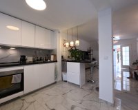 Herverkoop - Townhouse / Duplex / Corner - Torrevieia - El Acequión - Los Náufragos