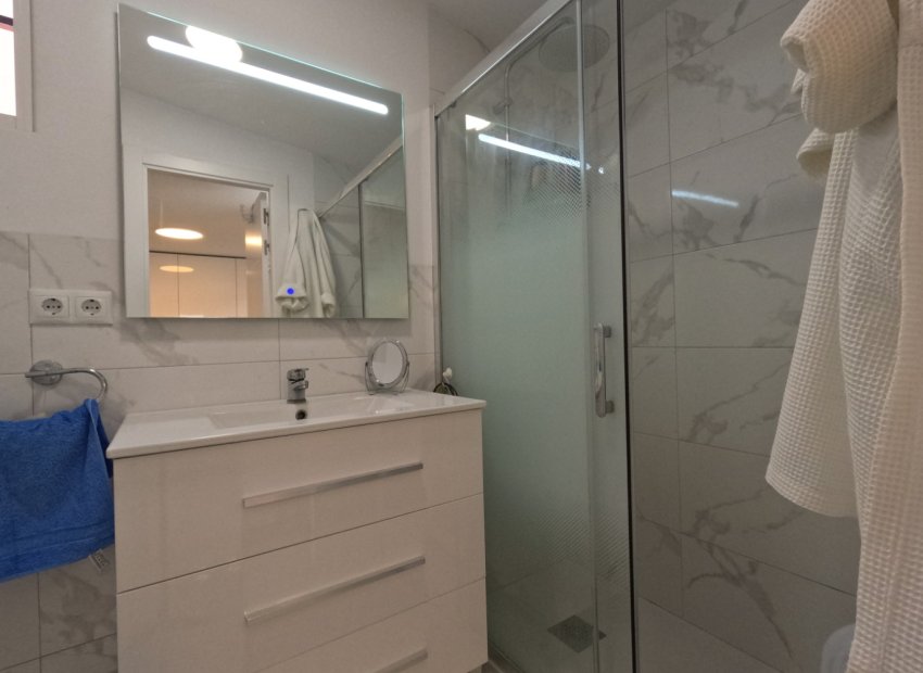 Herverkoop - Townhouse / Duplex / Corner - Torrevieia - El Acequión - Los Náufragos