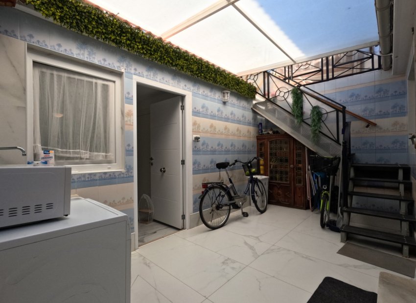 Herverkoop - Townhouse / Duplex / Corner - Torrevieia - El Acequión - Los Náufragos