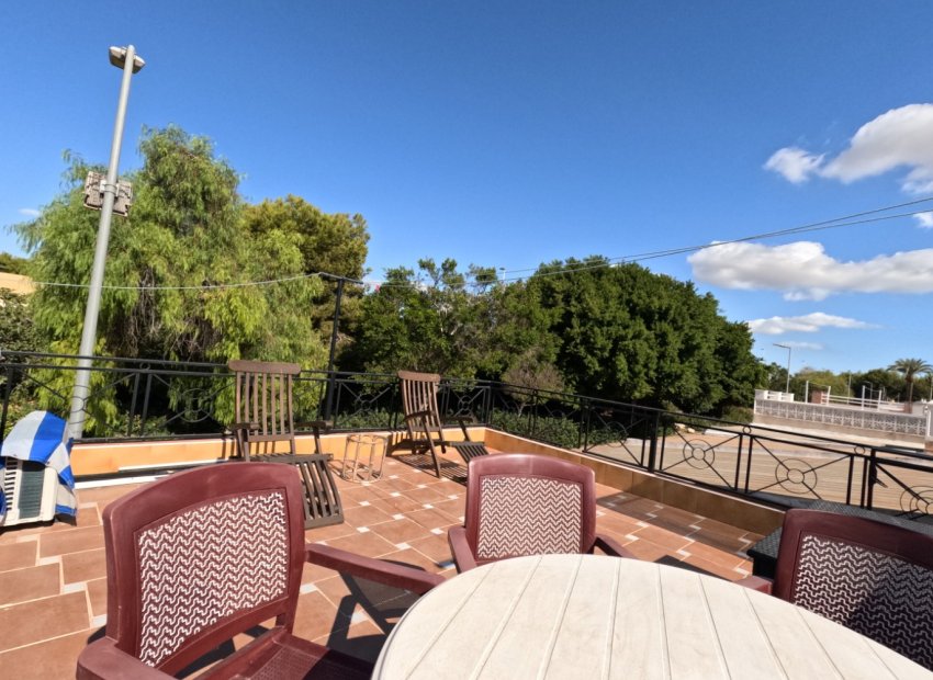 Herverkoop - Townhouse / Duplex / Corner - Torrevieia - El Acequión - Los Náufragos