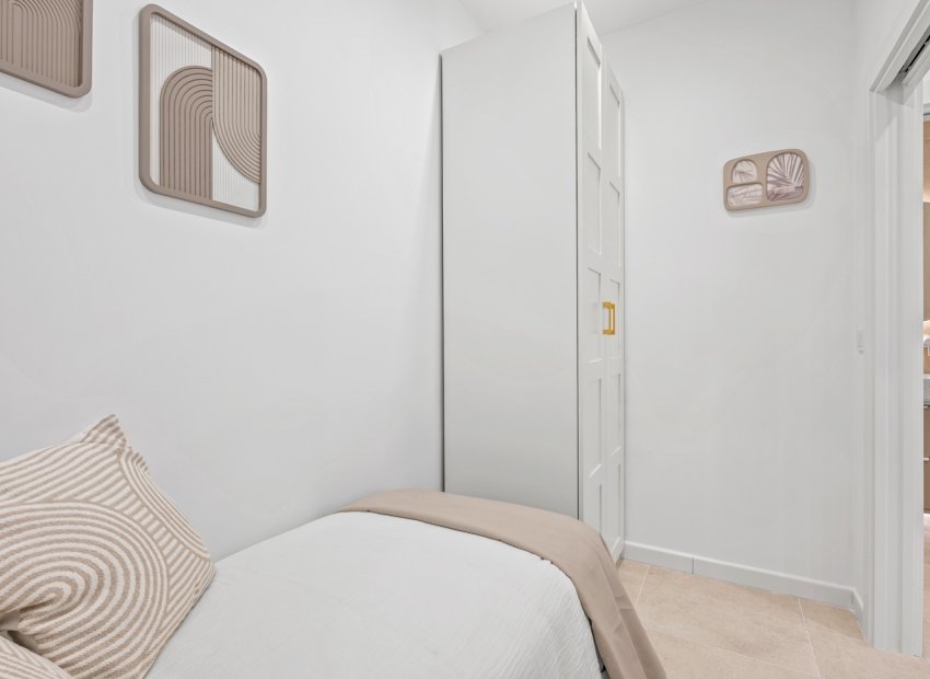 Herverkoop - Townhouse / Duplex / Corner - Torrevieia - El Chaparral