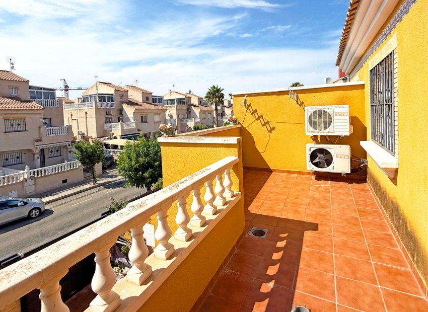 Herverkoop - Townhouse / Duplex / Corner - Torrevieia - La Siesta