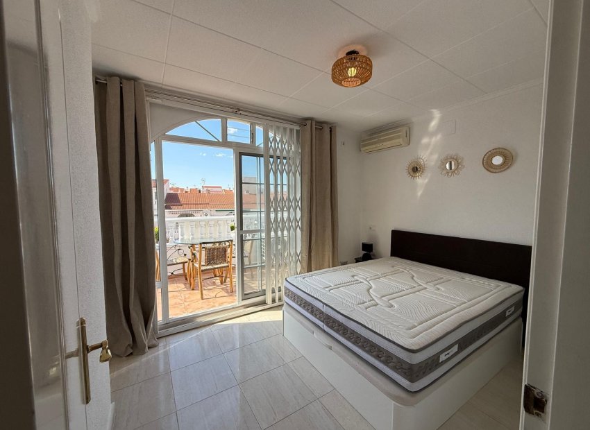 Herverkoop - Townhouse / Duplex / Corner - Torrevieia - La Siesta