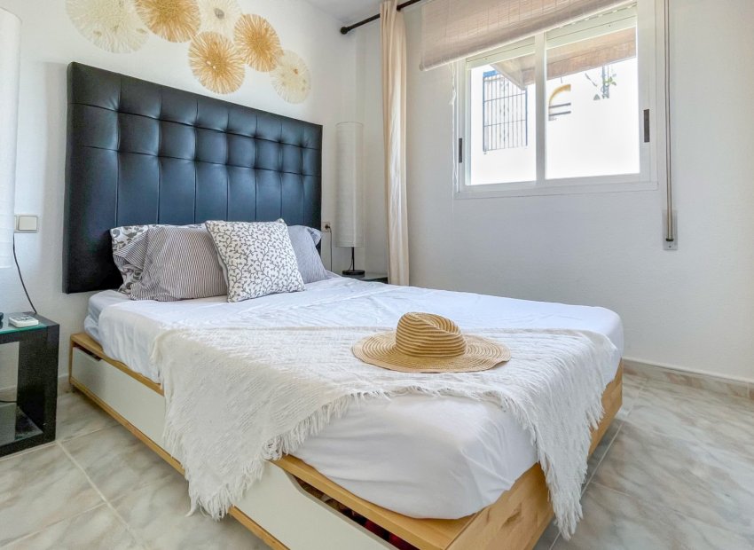Herverkoop - Townhouse / Duplex / Corner - Torrevieia - La Siesta