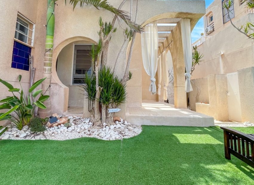 Herverkoop - Townhouse / Duplex / Corner - Torrevieia - La Siesta