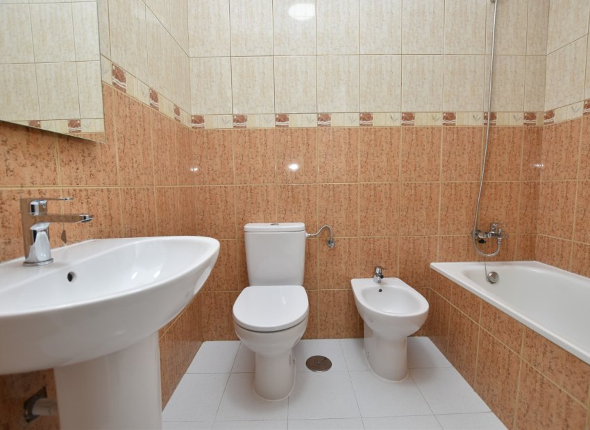 Herverkoop - Townhouse / Duplex / Corner - Torrevieia - Lago Jardín II