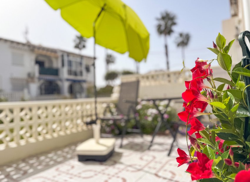 Herverkoop - Townhouse / Duplex / Corner - Torrevieia - Lago Jardin