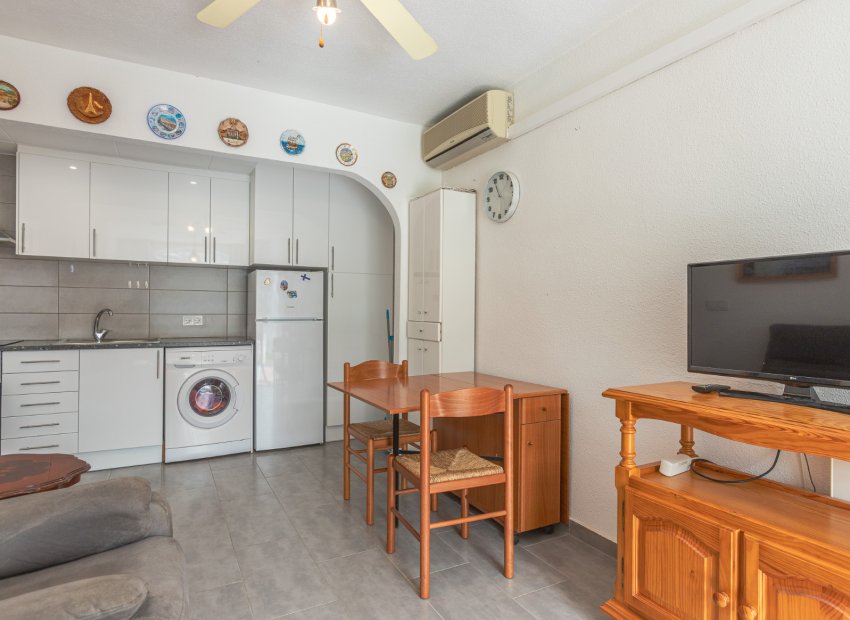 Herverkoop - Townhouse / Duplex / Corner - Torrevieia - Lago Jardin