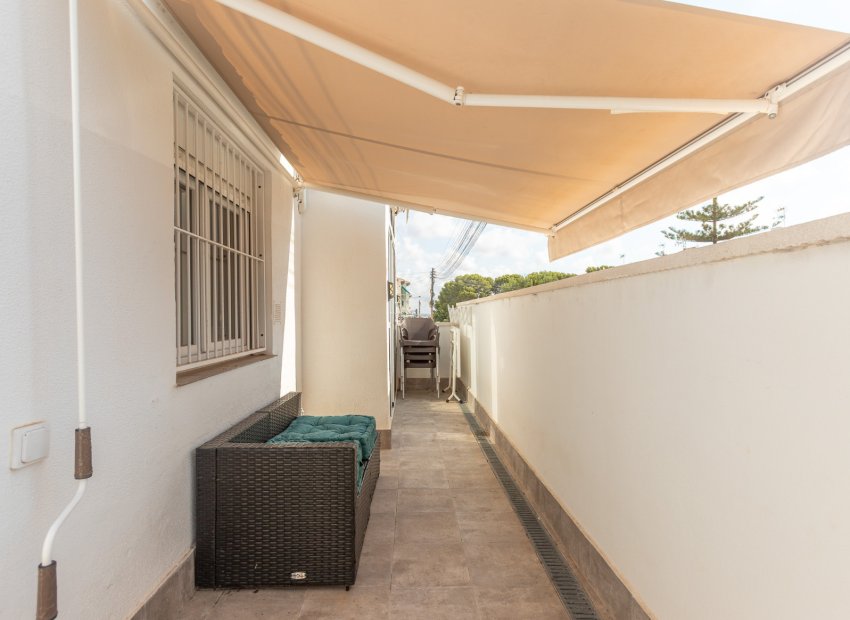 Herverkoop - Townhouse / Duplex / Corner - Torrevieia - Lago Jardin