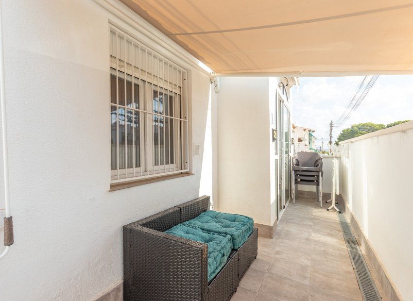 Herverkoop - Townhouse / Duplex / Corner - Torrevieia - Lago Jardin