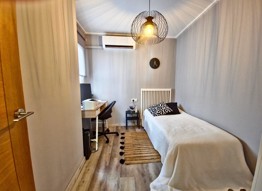 Herverkoop - Townhouse / Duplex / Corner - Torrevieia - Los Balcones