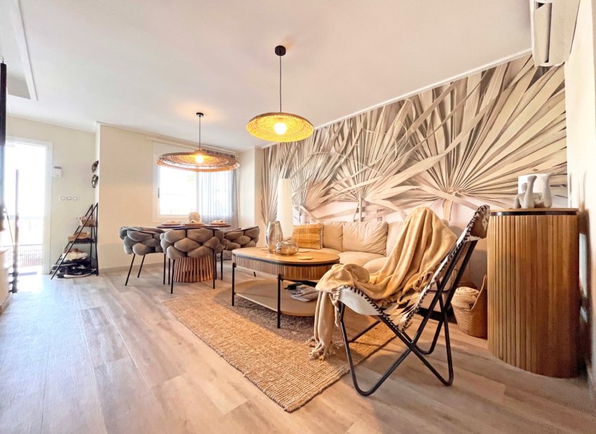 Herverkoop - Townhouse / Duplex / Corner - Torrevieia - Los Balcones