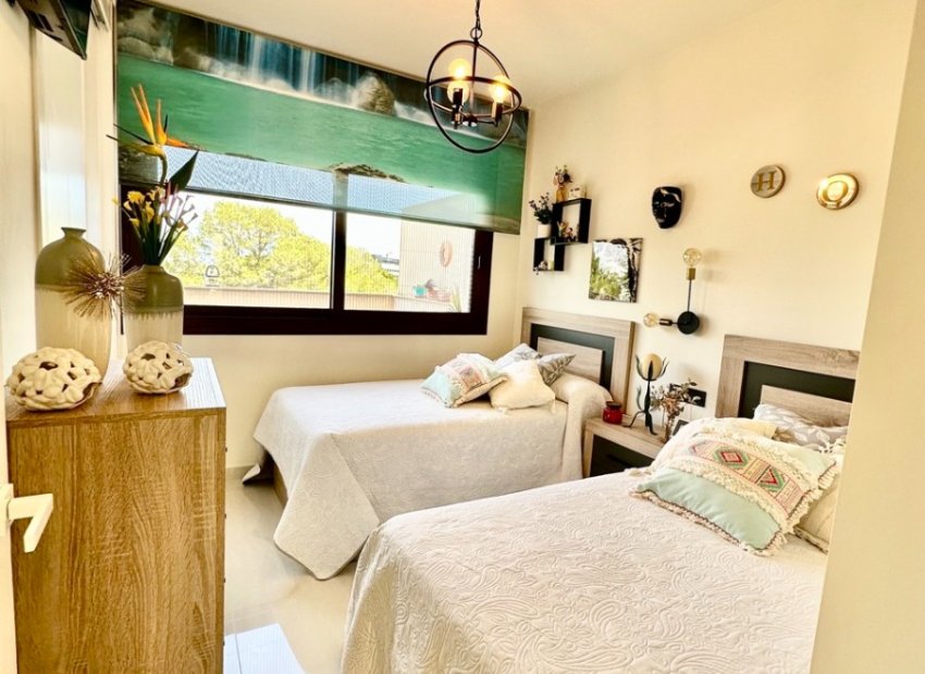 Herverkoop - Townhouse / Duplex / Corner - Torrevieia - Los Balcones