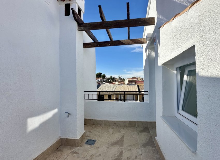 Herverkoop - Townhouse / Duplex / Corner - Torrevieia - Los Balcones