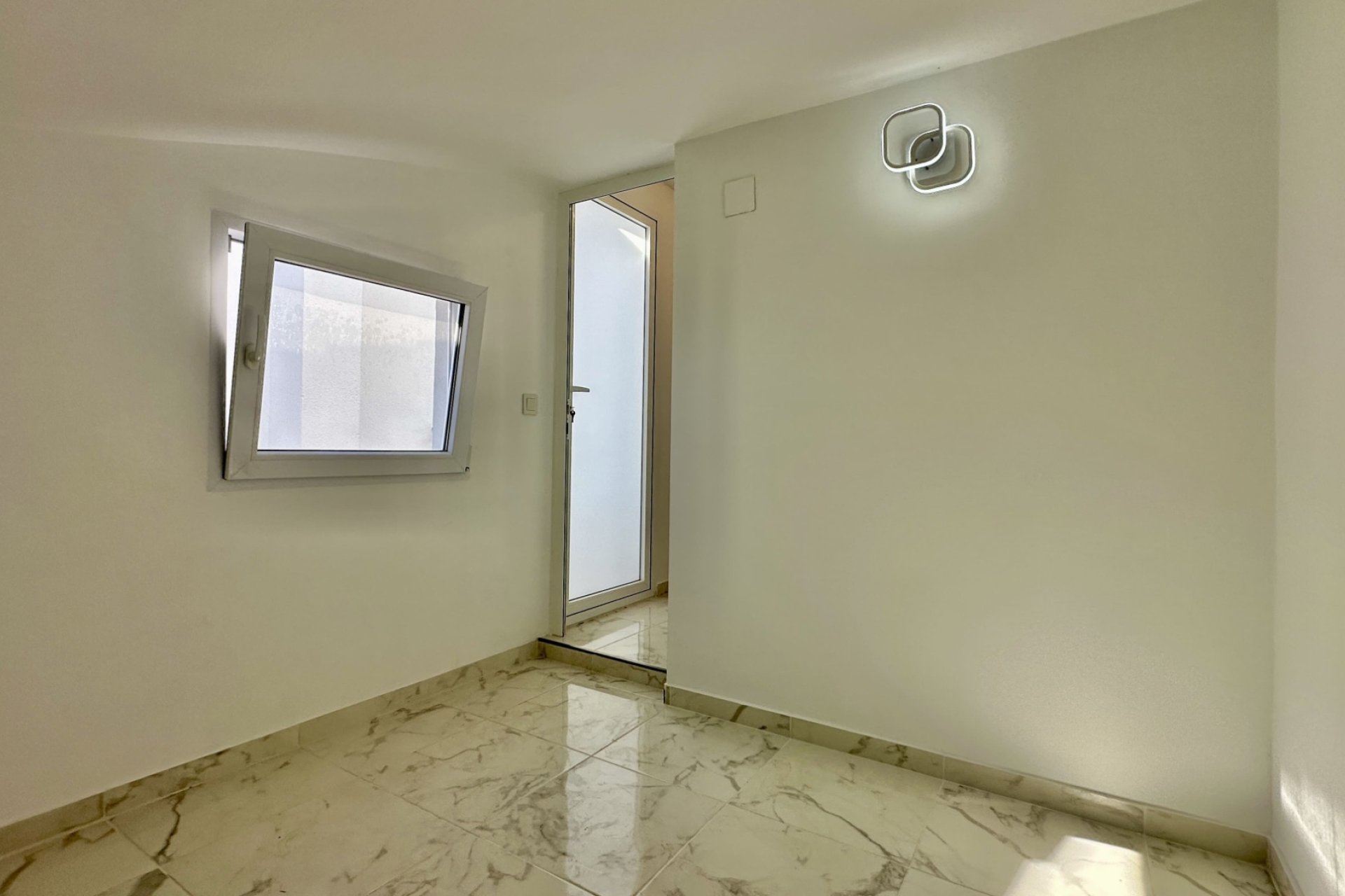 Herverkoop - Townhouse / Duplex / Corner - Torrevieia - Los Balcones