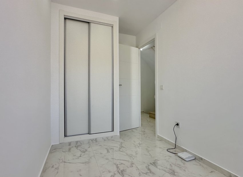 Herverkoop - Townhouse / Duplex / Corner - Torrevieia - Los Balcones