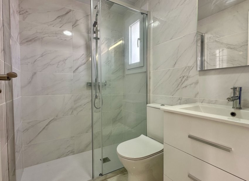 Herverkoop - Townhouse / Duplex / Corner - Torrevieia - Los Balcones