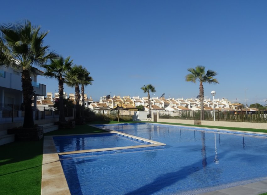 Herverkoop - Townhouse / Duplex / Corner - Torrevieia - Los Balcones