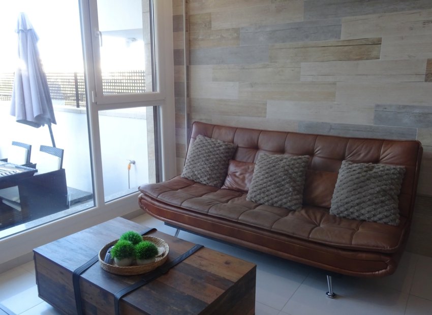 Herverkoop - Townhouse / Duplex / Corner - Torrevieia - Los Balcones