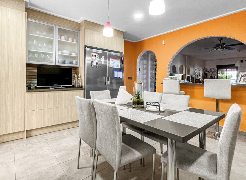Herverkoop - Townhouse / Duplex / Corner - Torrevieia - Los Balcones