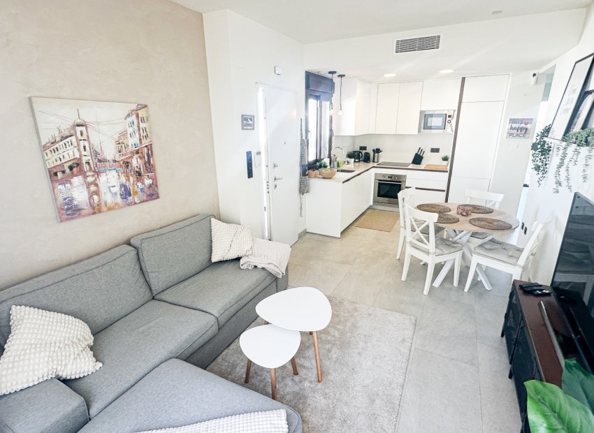Herverkoop - Townhouse / Duplex / Corner - Torrevieia - Los Balcones
