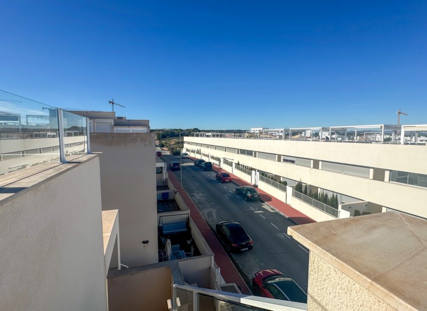Herverkoop - Townhouse / Duplex / Corner - Torrevieia - Los Balcones