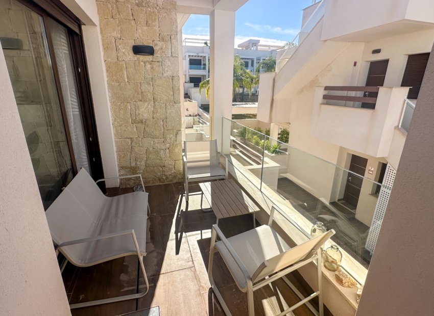 Herverkoop - Townhouse / Duplex / Corner - Torrevieia - Los Balcones
