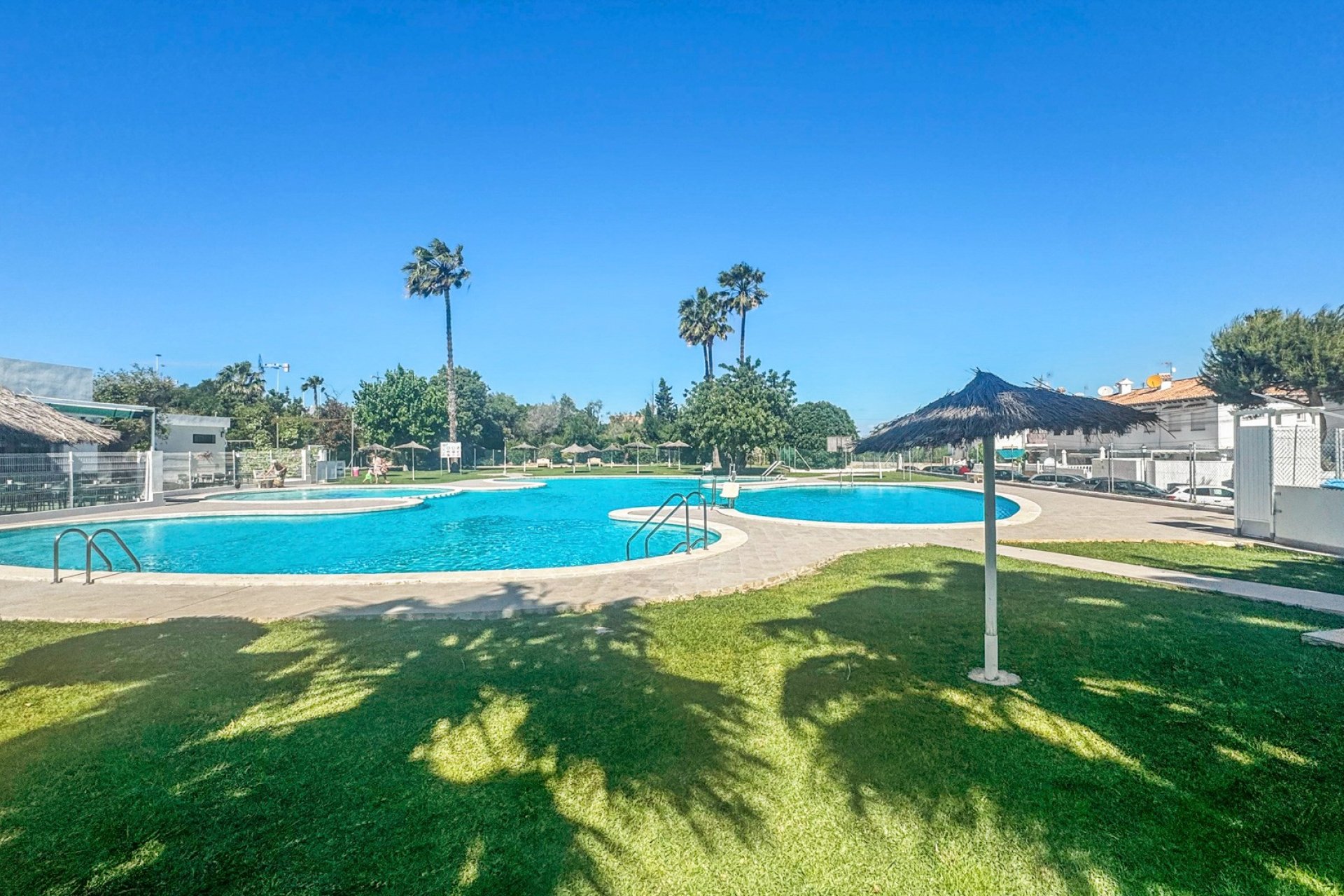 Herverkoop - Townhouse / Duplex / Corner - Torrevieia - Los Balcones