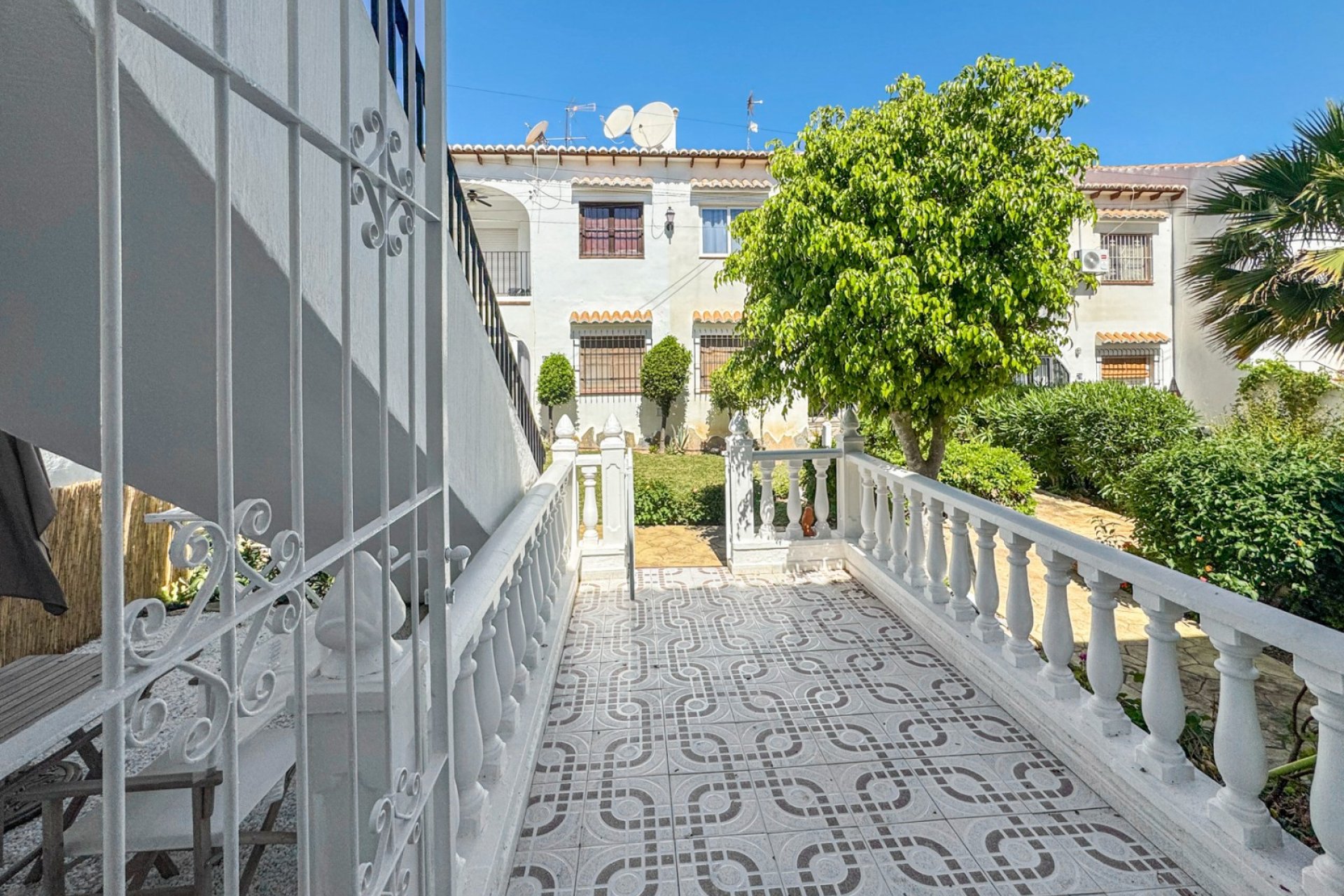 Herverkoop - Townhouse / Duplex / Corner - Torrevieia - Los Balcones