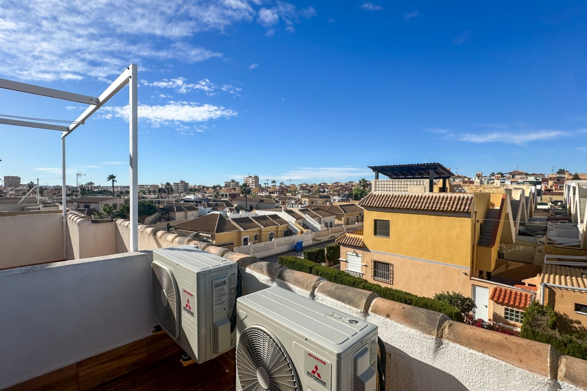 Herverkoop - Townhouse / Duplex / Corner - Torrevieia - Nueva Torrevieja