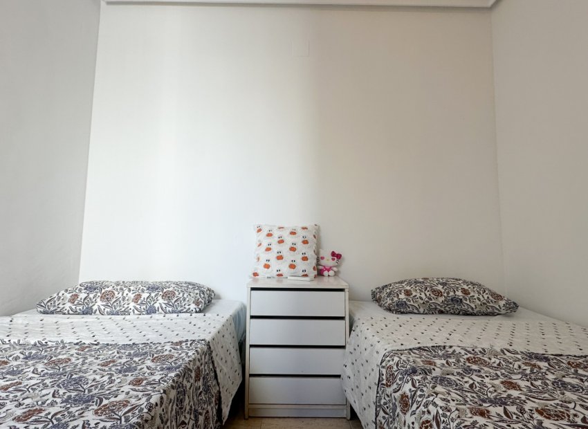 Herverkoop - Townhouse / Duplex / Corner - Torrevieia - Nueva Torrevieja